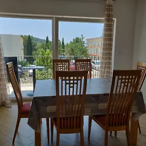 apartment-greta.pula-hotels.org/