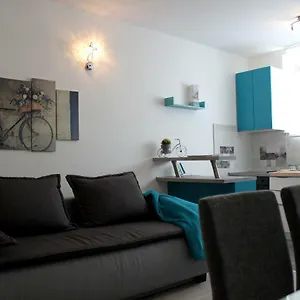 apartment-kala-kastela.hotels-in-trogir.com/